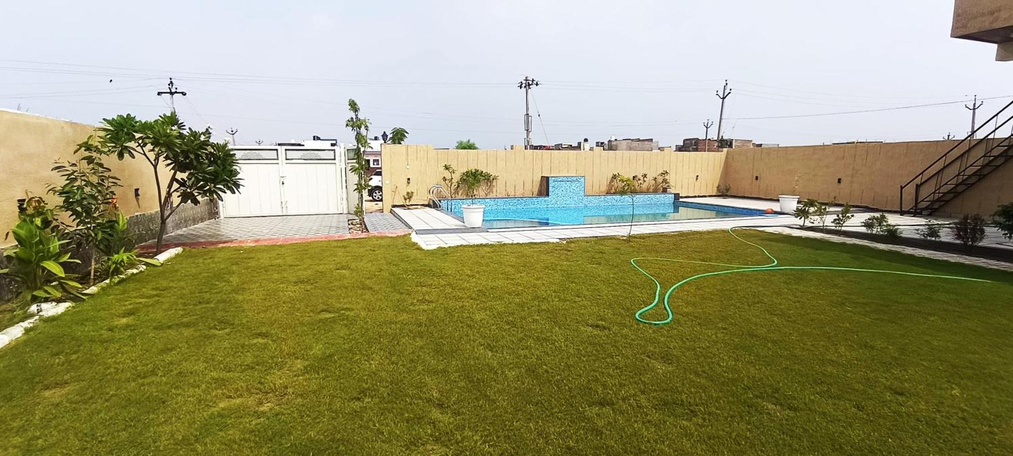 Suvarna Farm'S Hotel Watka Exterior photo